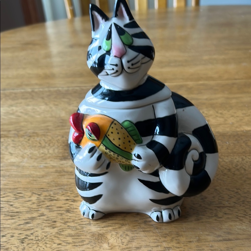 Striped Cat Figurine with Fish